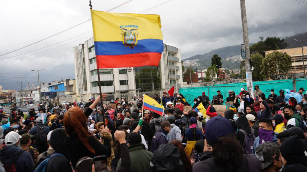PARO NACIONAL EN ECUADOR La Poderosa